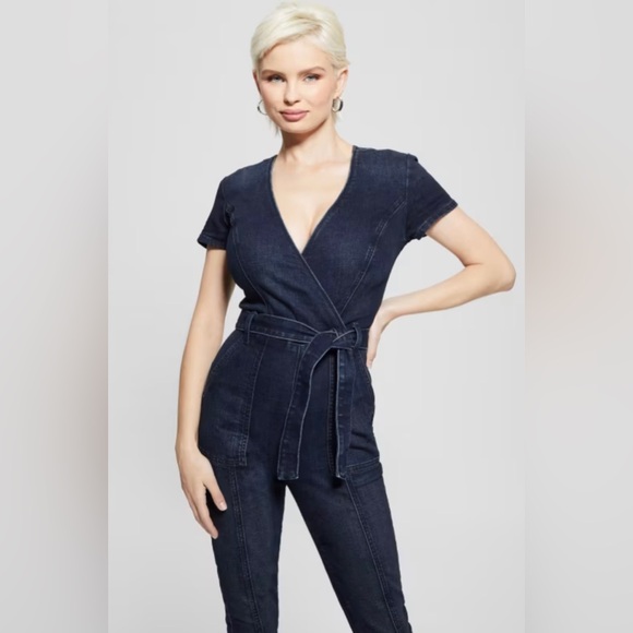 GUESS Leslie Dark Wash Denim Cotton Jumpsuit size Medium, length 29 inches NWT - Picture 16 of 16